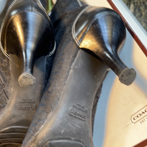 COACH "C"  LOGO WOMEN BOOTIES Size 7 1/2 - Picture 10 of 12